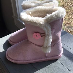 PINK-TASTIC Winter Boots! BRAND NEW!